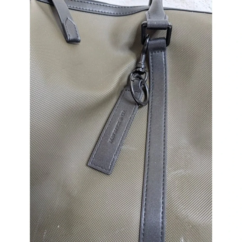 Maverick and C Olive Green Canvas Nylon‎ Strip Duffle Bag Weekend Travel Pockets